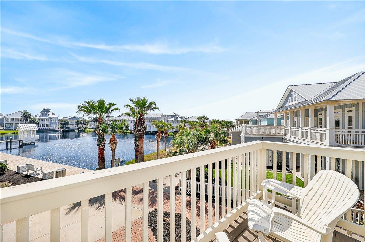 Third King Balcony, 2nd Floor