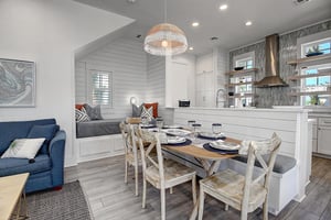 1st Floor Dining Area