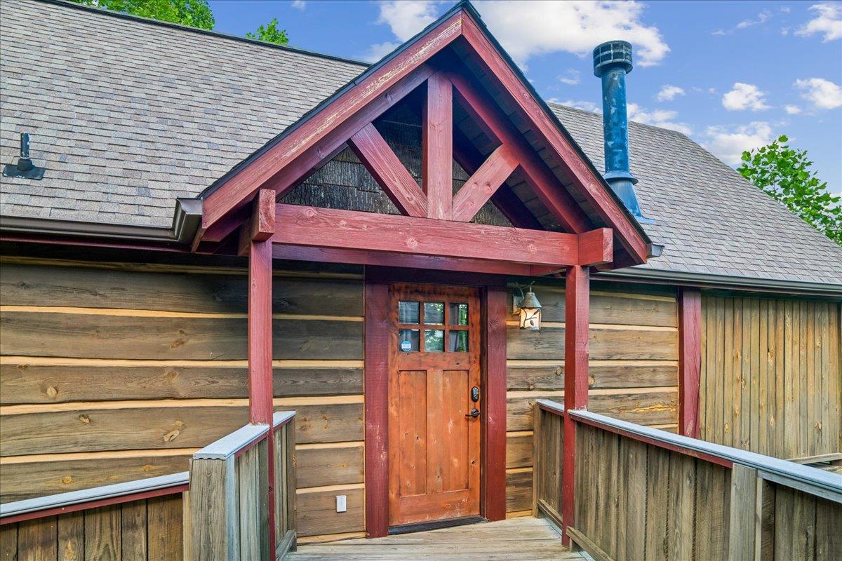 02Porch
