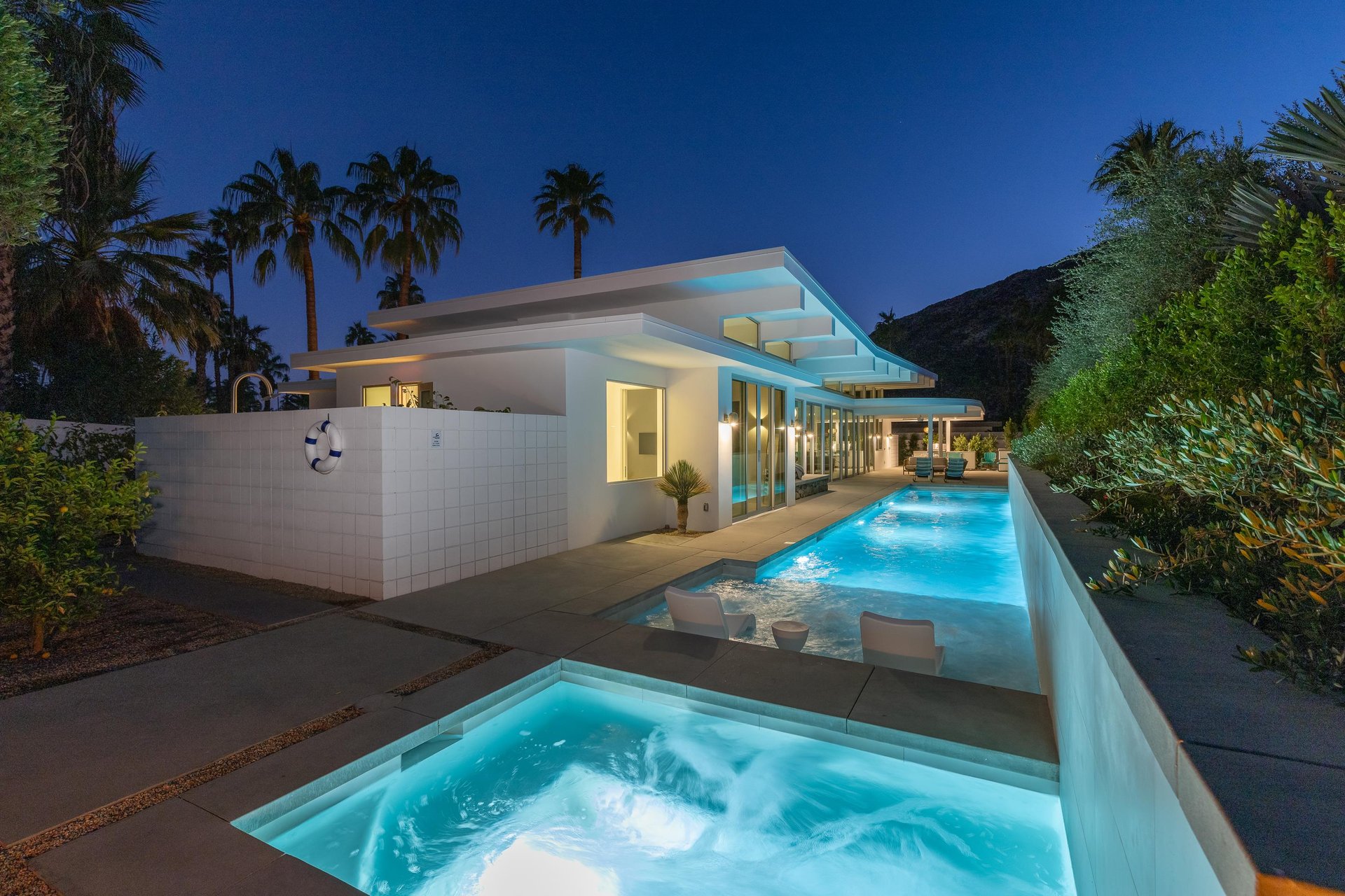 Take a dip in the Spa at night