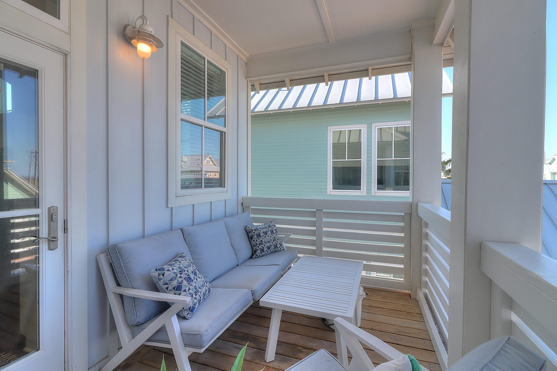 Back Balcony, 2nd Floor