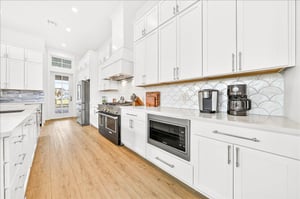 1st Floor, Kitchen