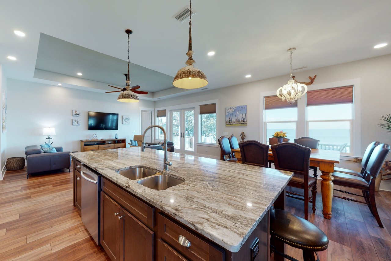 Bay Dream Believer 12