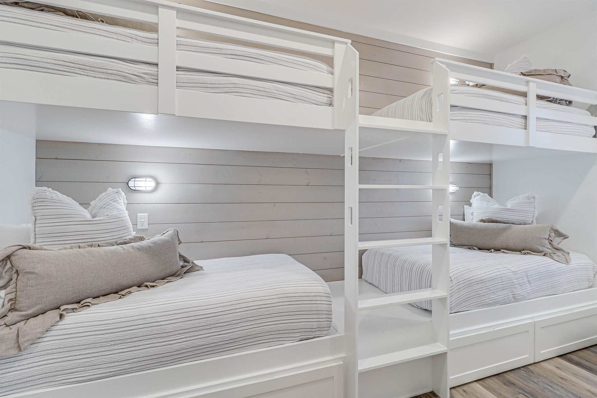 Bunk Bedroom, 1st Floor