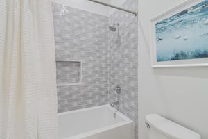 1st Floor Shared Bathroom