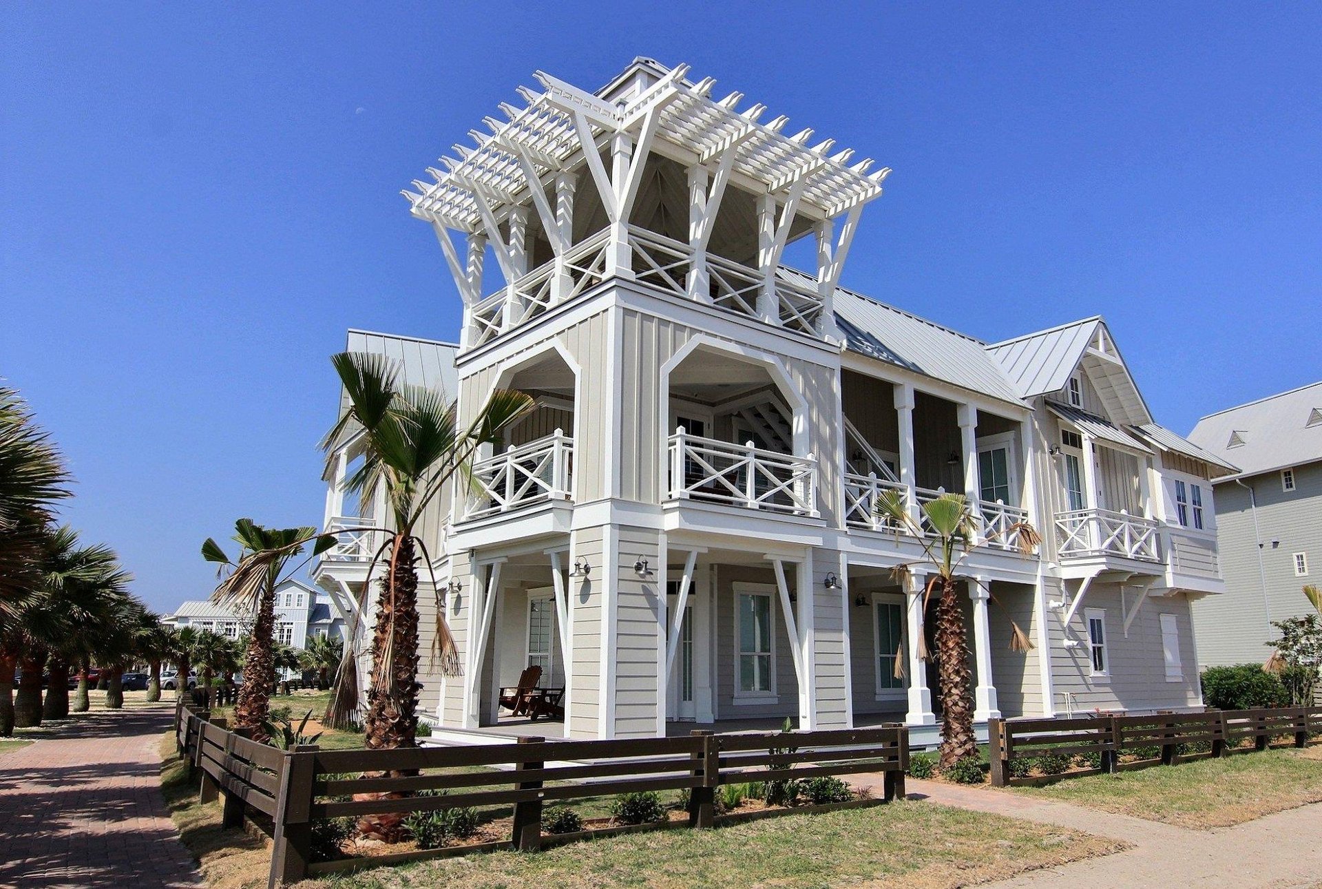 Oceanaire View from Grand Blvd