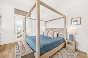 Primary King Bedroom, 2nd Floor