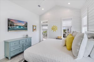 Primary King, 2nd Floor