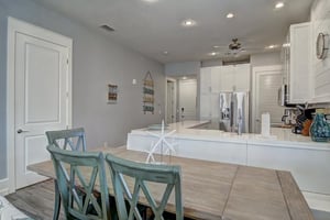 1st Floor, Dining Area