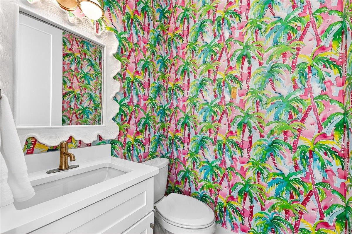 Powder Room, 2nd Floor