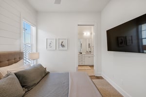 2nd Floor, Primary King Bathroom
