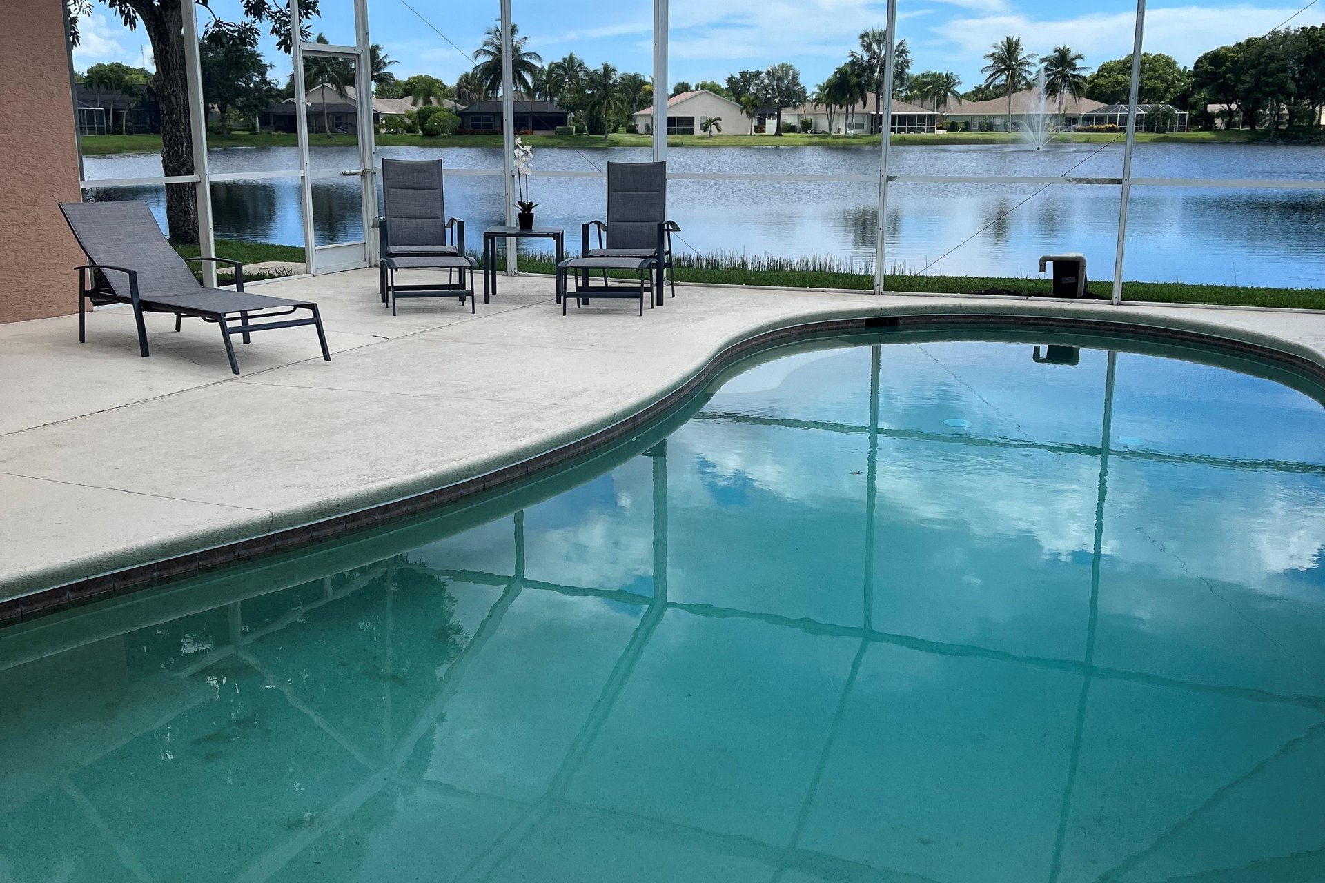 Destination Beach Stroll 35