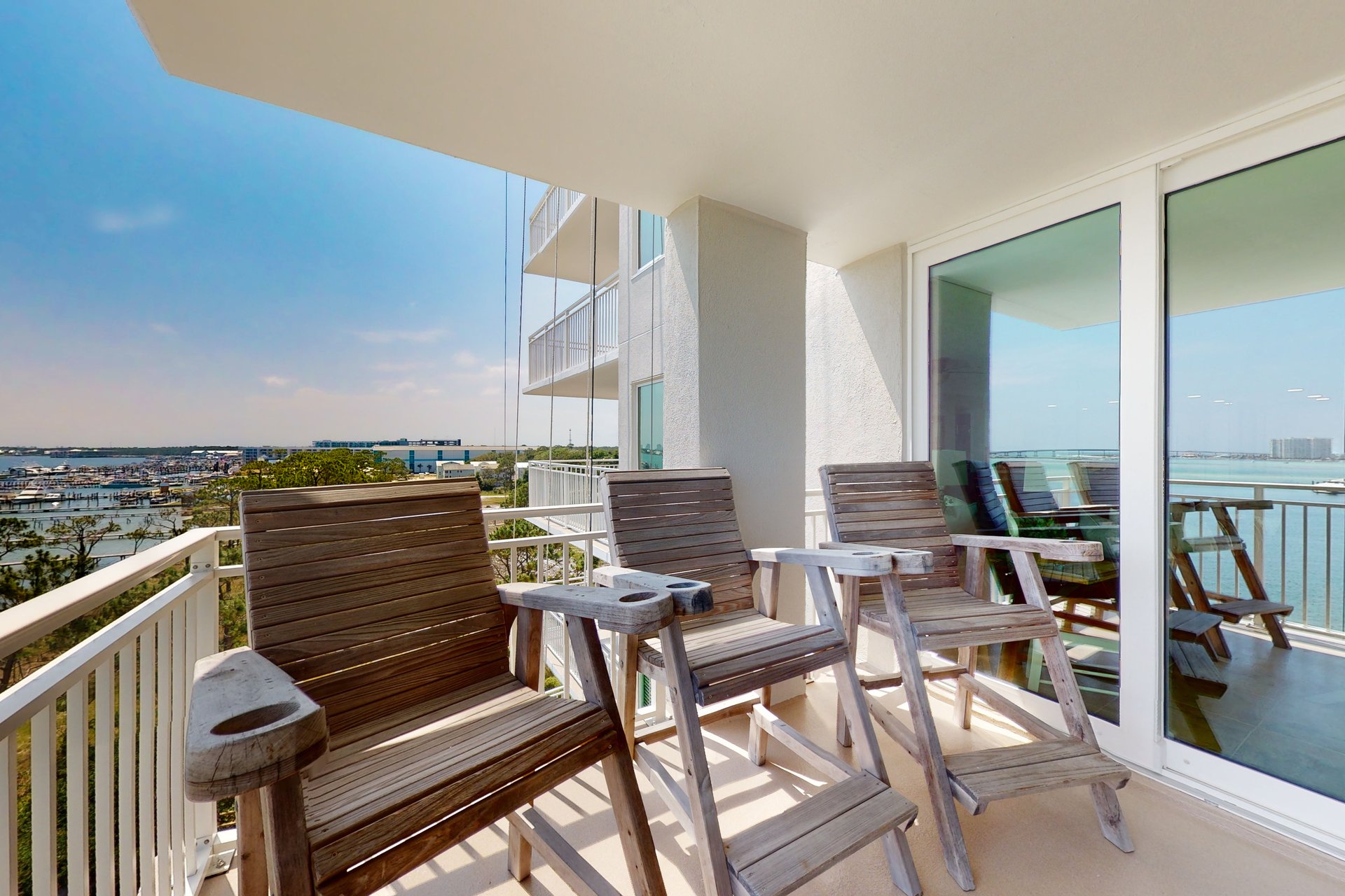 Back Bay Condominium 708 2