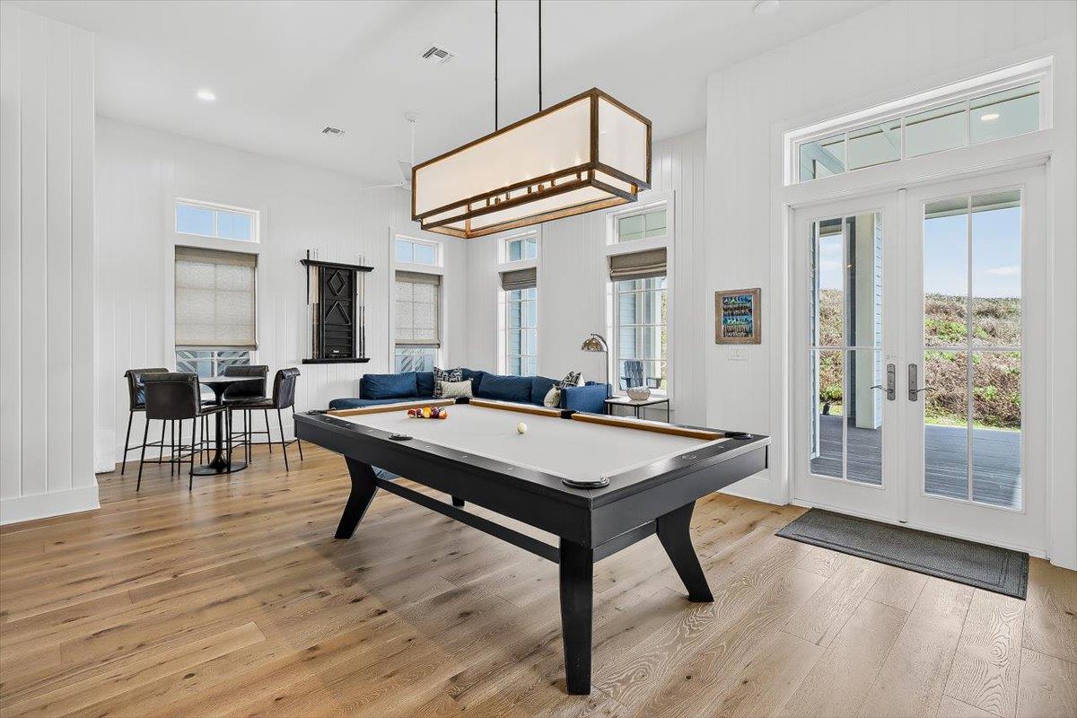 1st Floor, Living Room