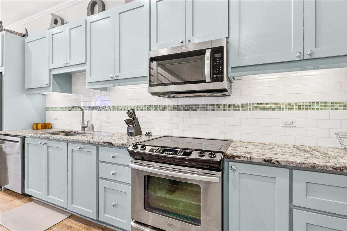 Kitchen, 1st Floor