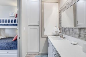 Bunk Bathroom, 1st Floor