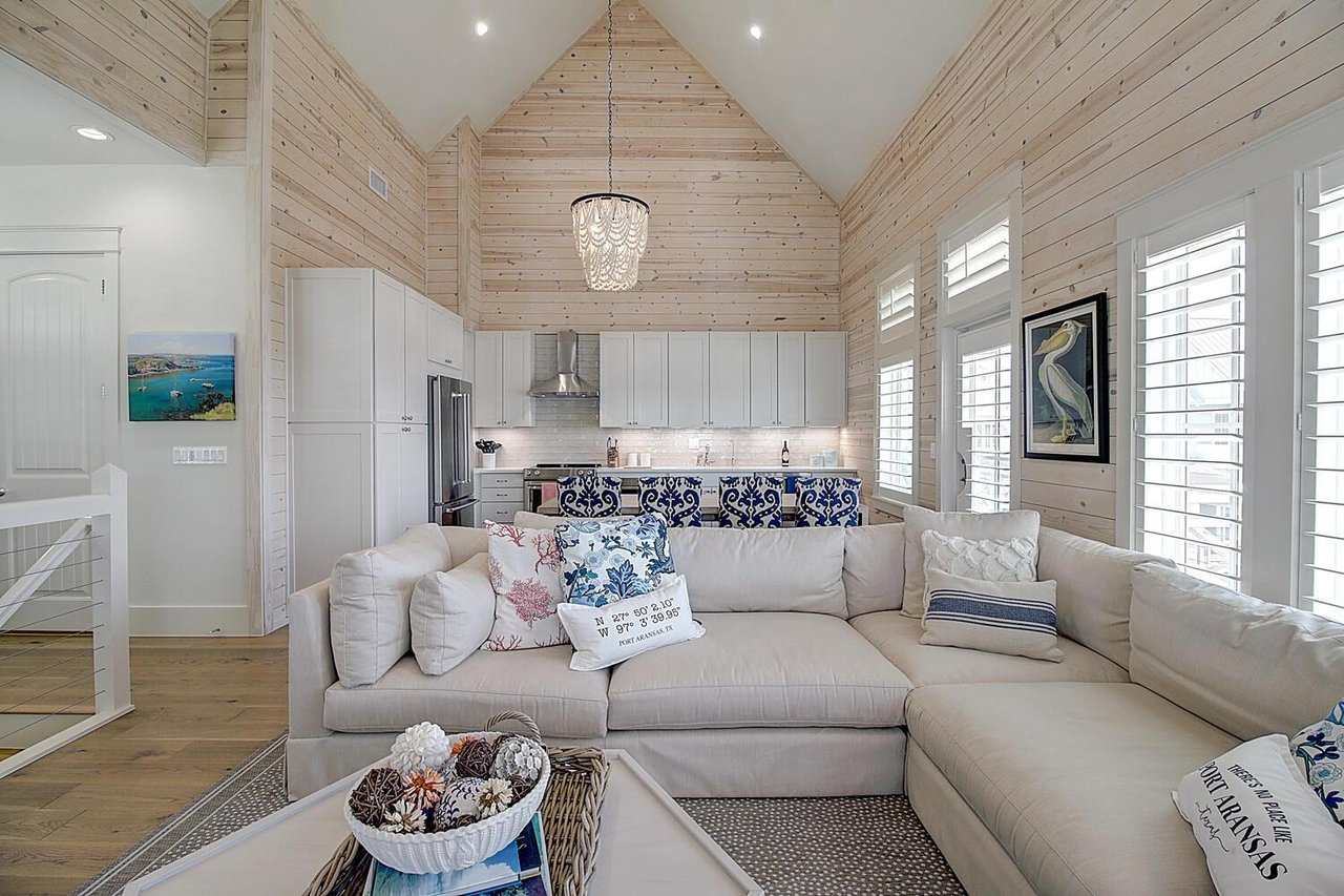 Living Room, 2nd Floor