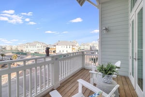 Side Balcony, 2nd Floor