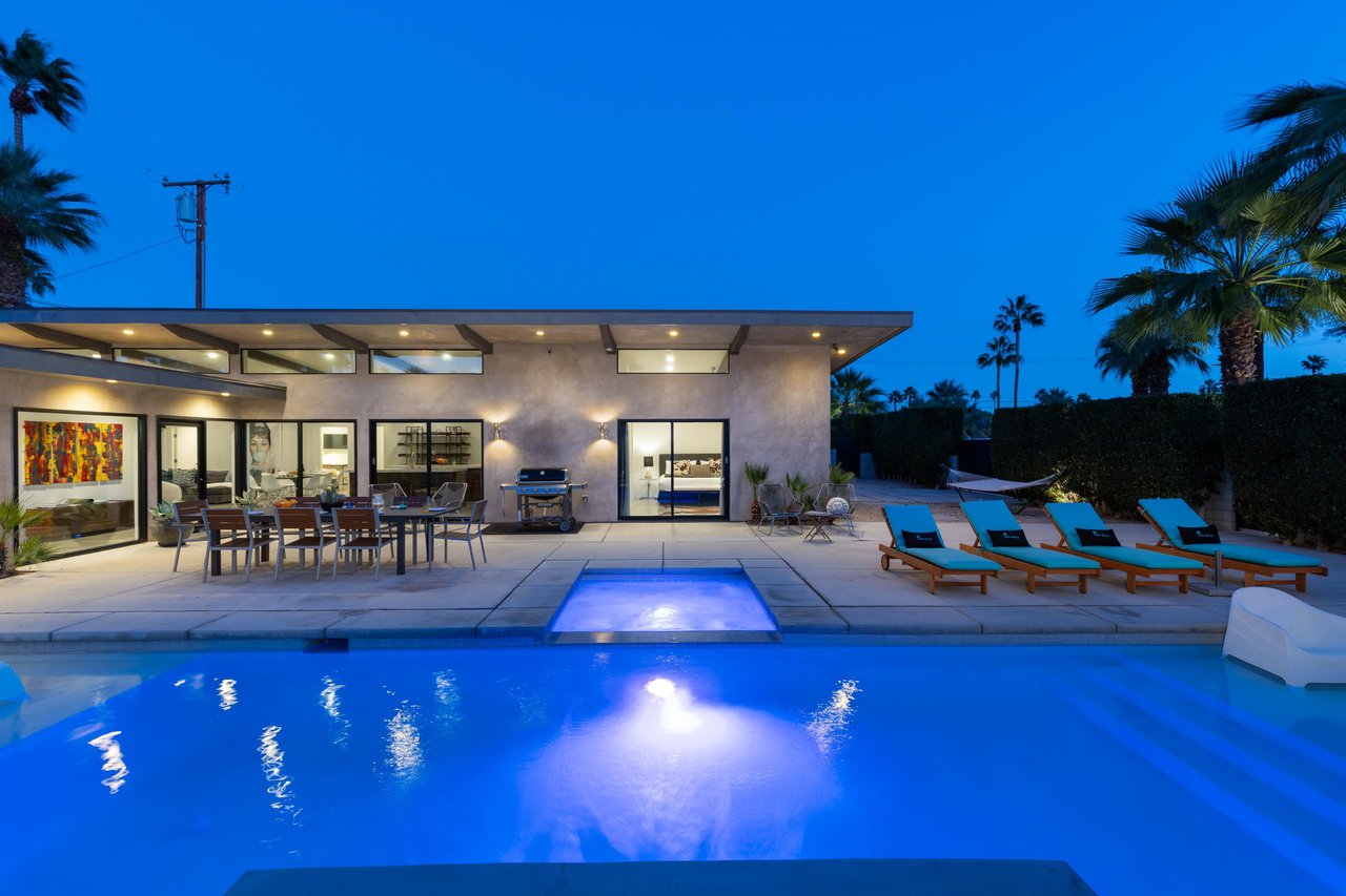 Illuminated pool and spa