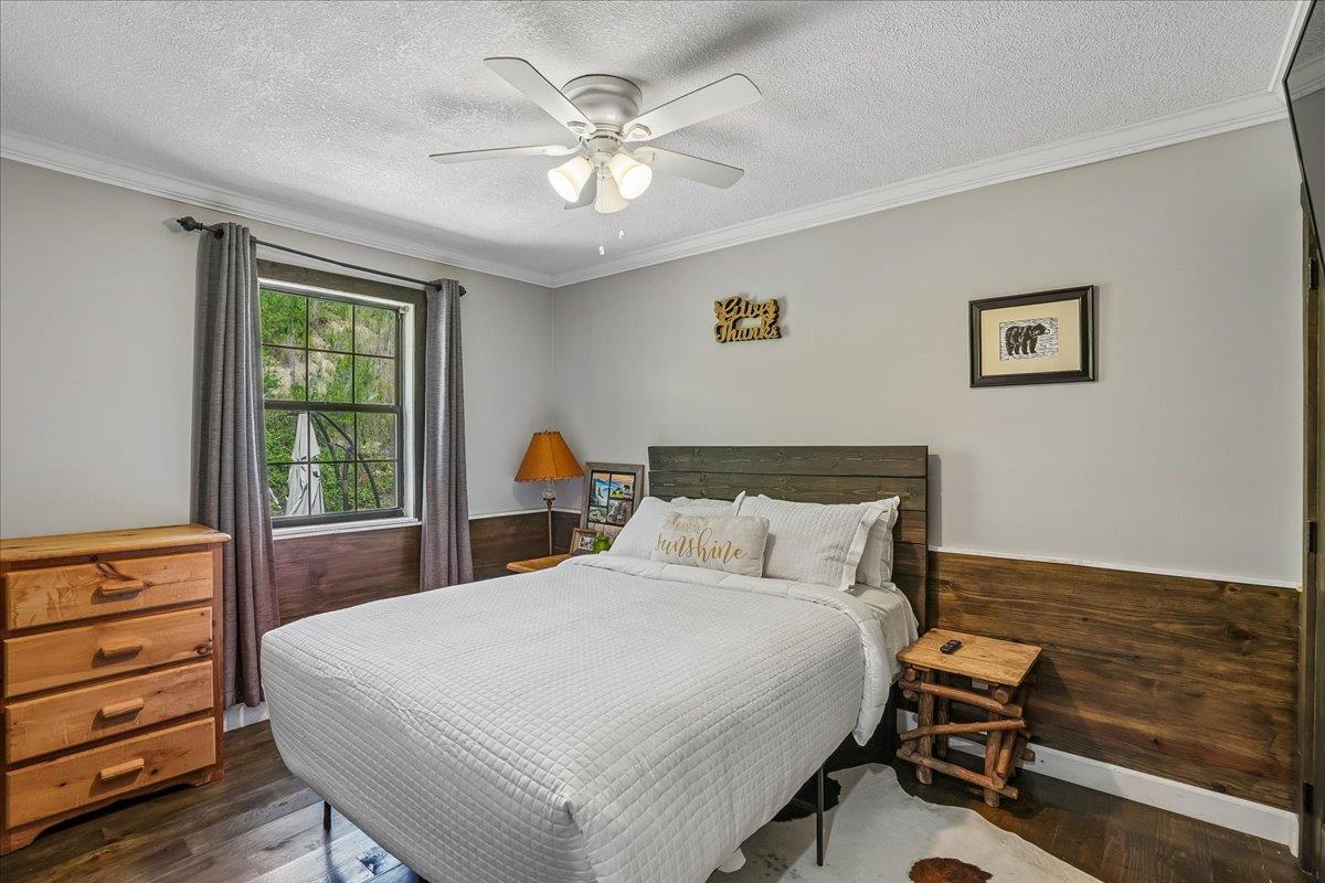 022Bedroom