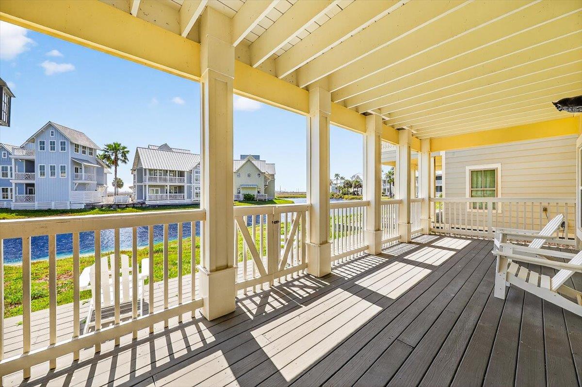 1st Floor, Back Porch
