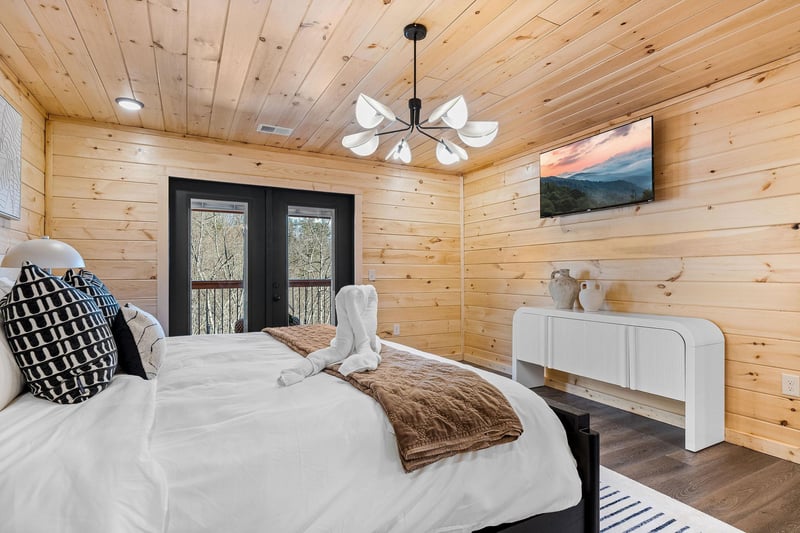 king bed