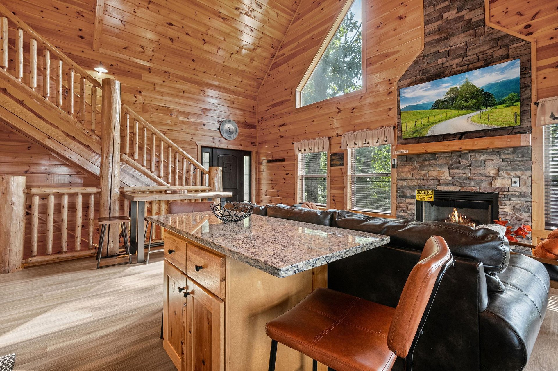 Small breakfast island for 2