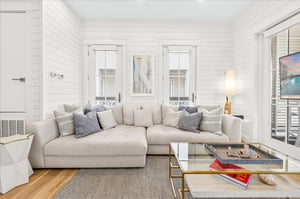 2nd Floor, Living Room