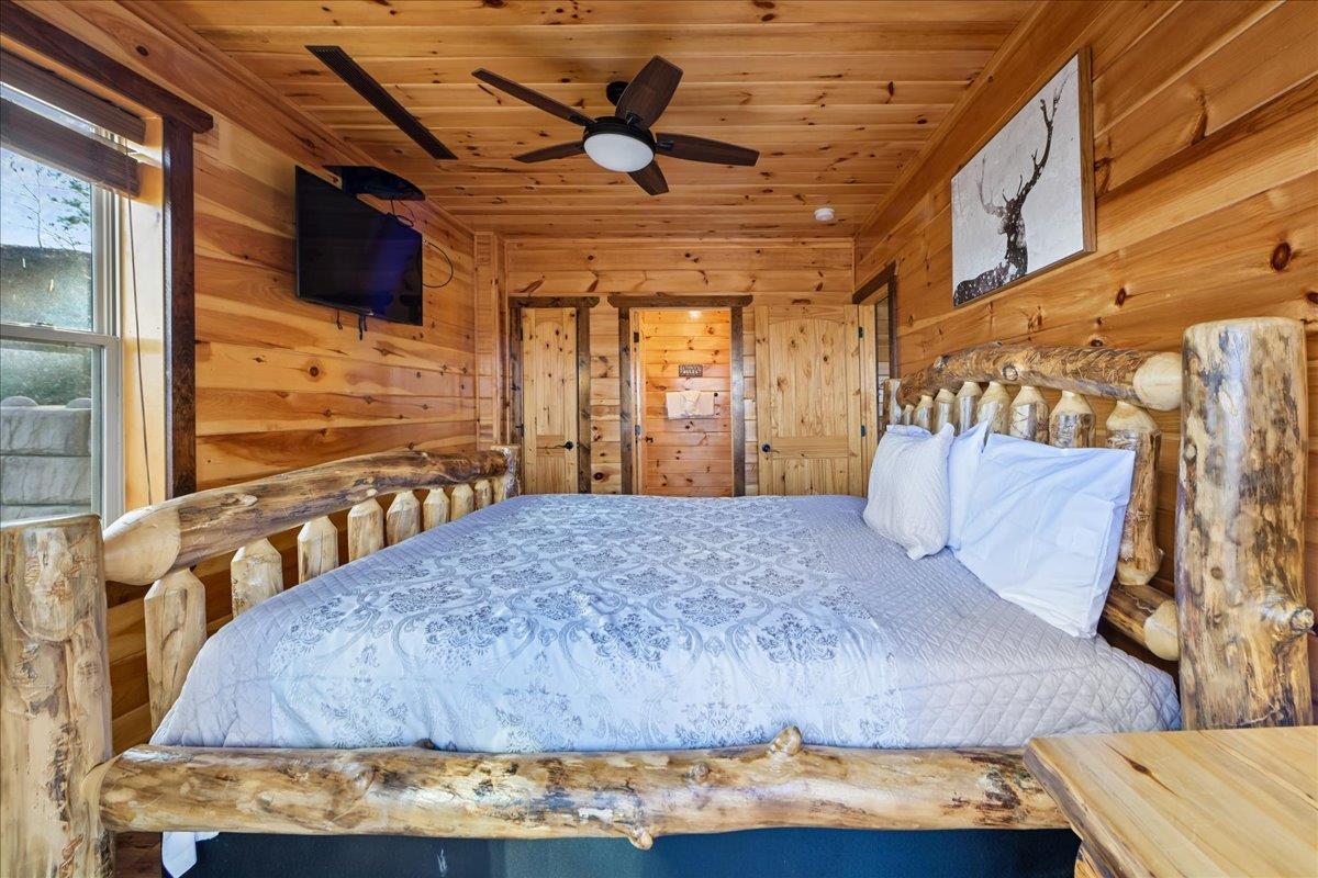 41Bedroom