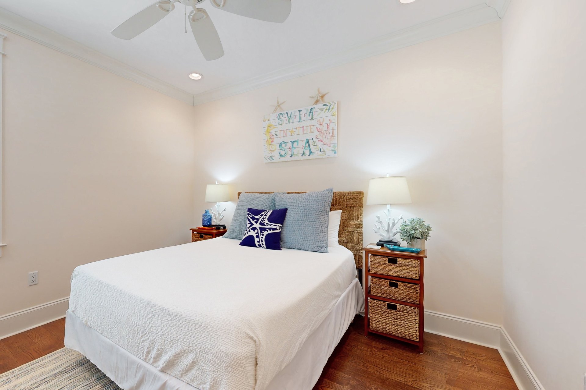 Lakeside Happy Place 14