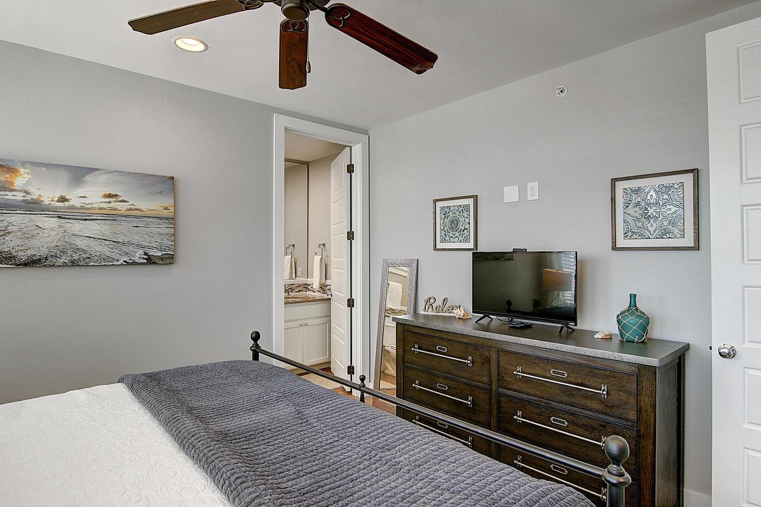 King Bedroom With Set of Bunks