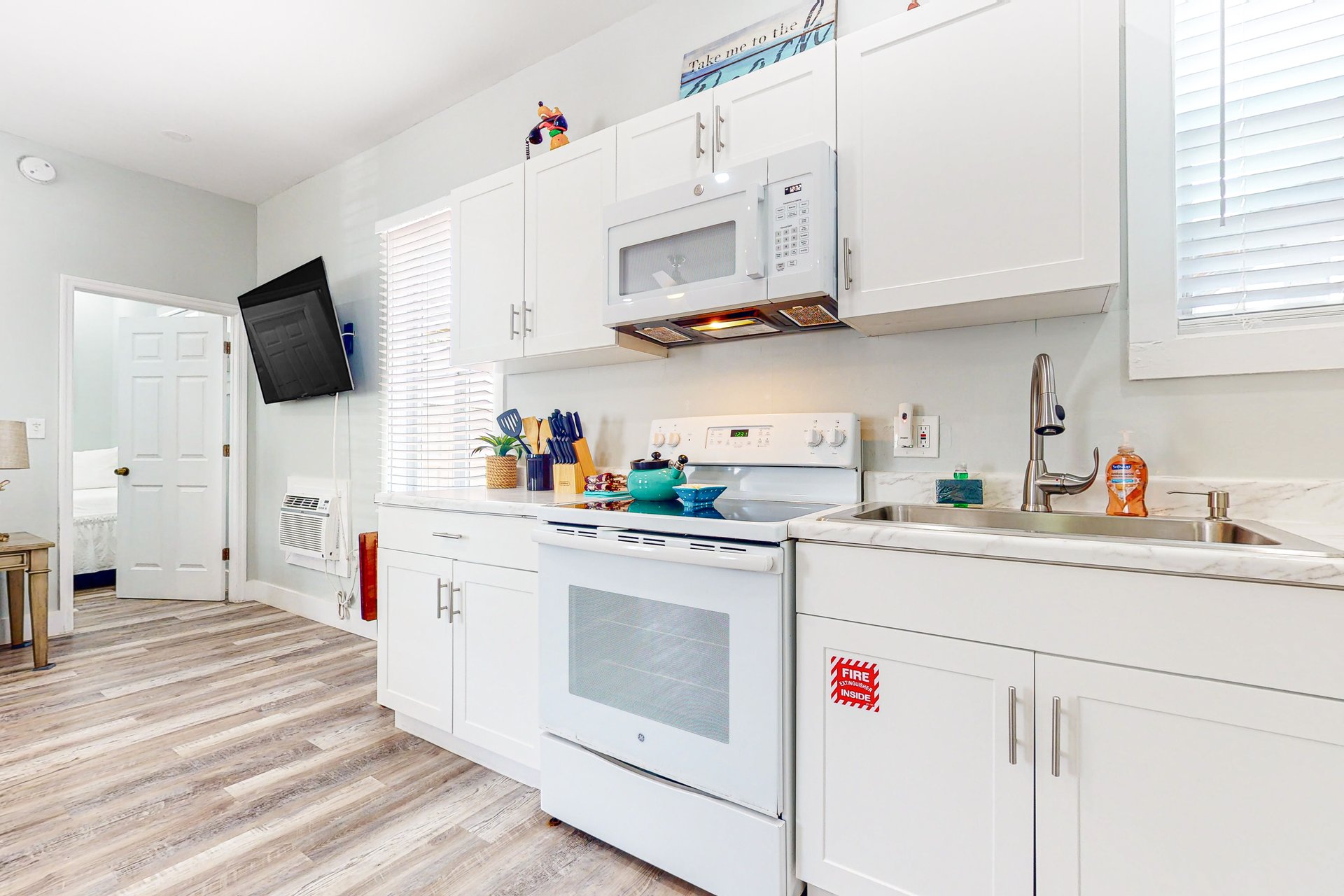 Truman  Duval  Unit D 8