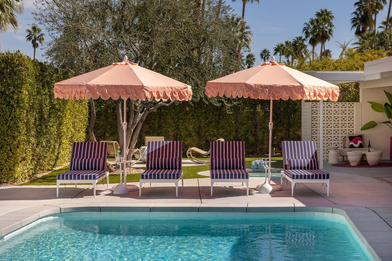 Palm Springs sun is waiting for you