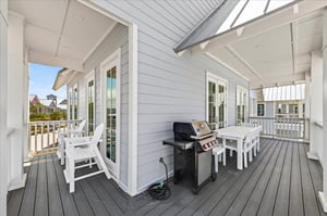 2nd Floor Balcony