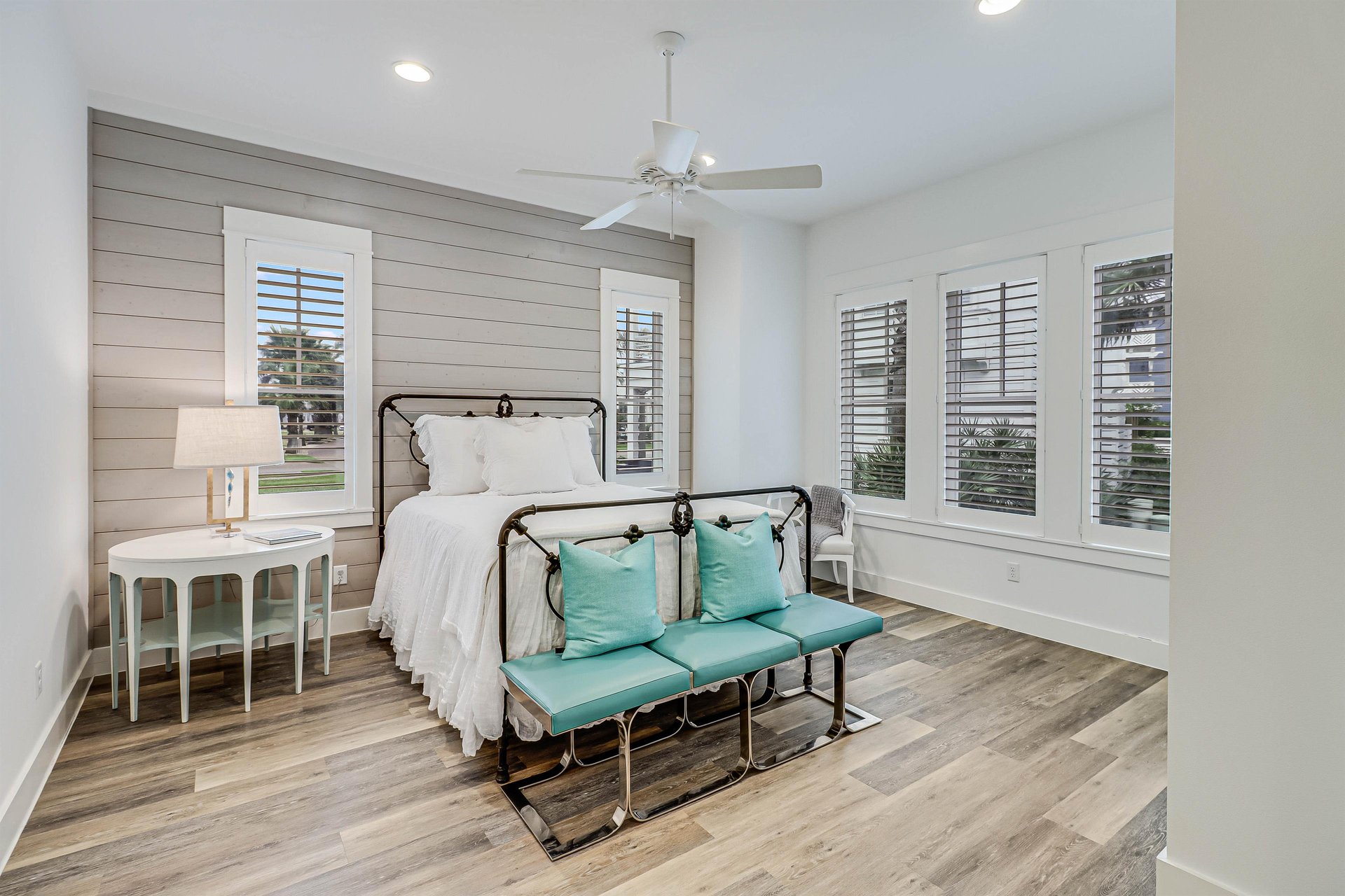 Left Queen Bedroom, 1st Floor