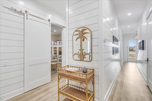 Hallway Bathroom, 1st Floor