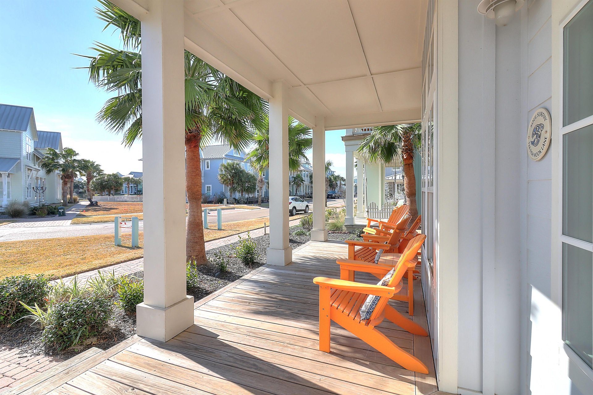 Front Porch, 1st Floor