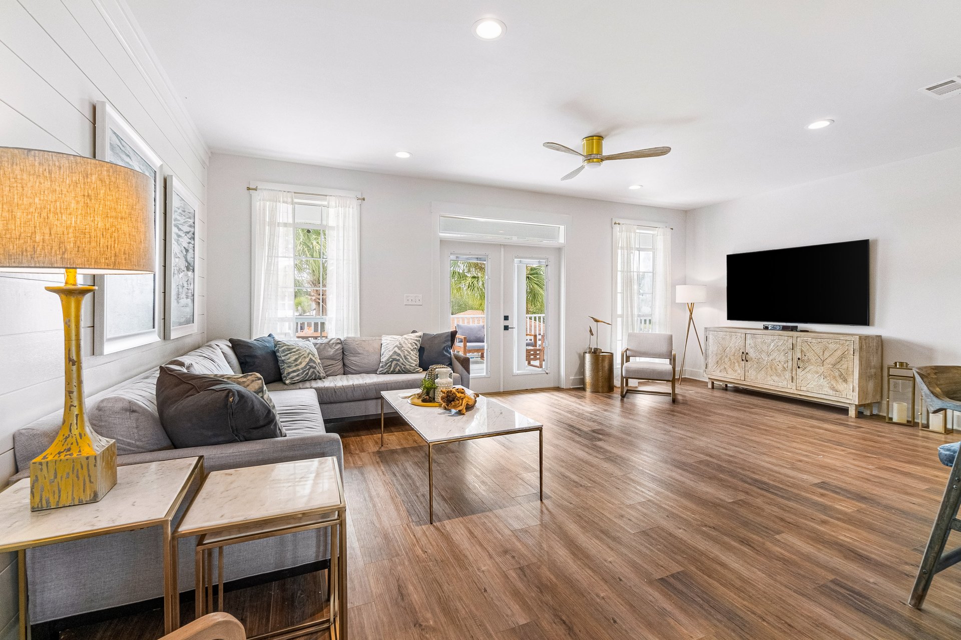 Hideaway on the Bay 6