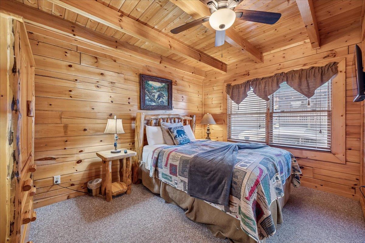 23Bedroom