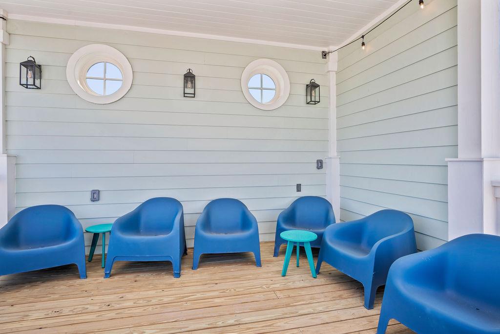 Viewing Balcony, 3rd Floor