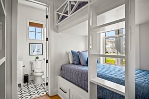 Bunk Room, 1st Floor