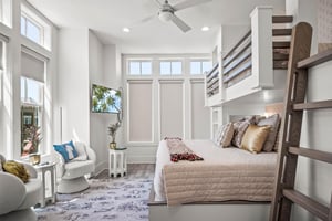 King Bedroom, 2nd Floor