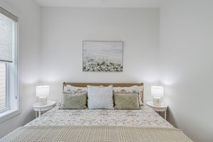 King Bedroom, 2nd Floor