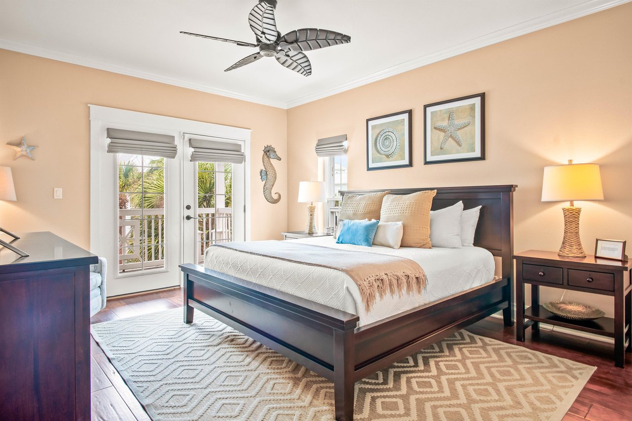 Primary King Bedroom, 2nd Floor