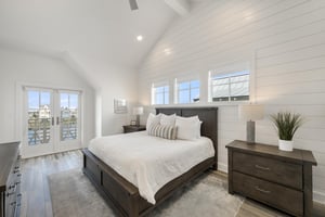 1st King Suite, 3rd Floor