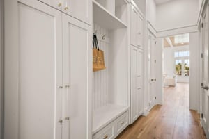 Hallway Storage Bench, 1st Floor