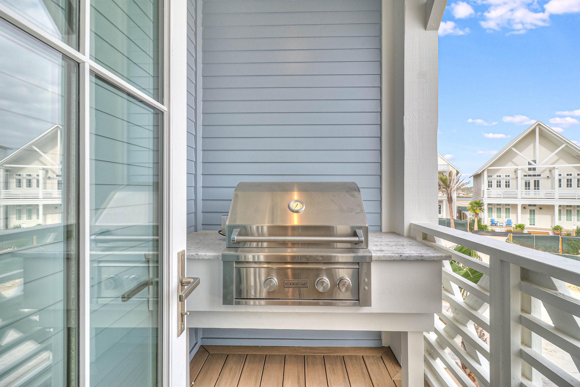 Grilling Deck, 2nd Floor