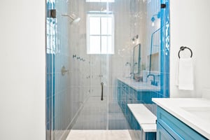 Primary King Bathroom, 2nd Floor