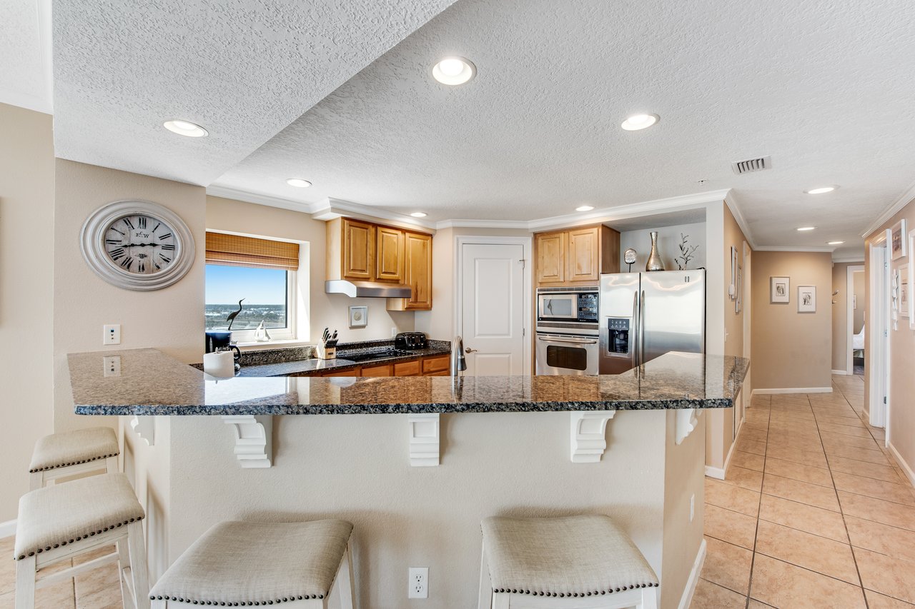 The Colonnades 1503 5