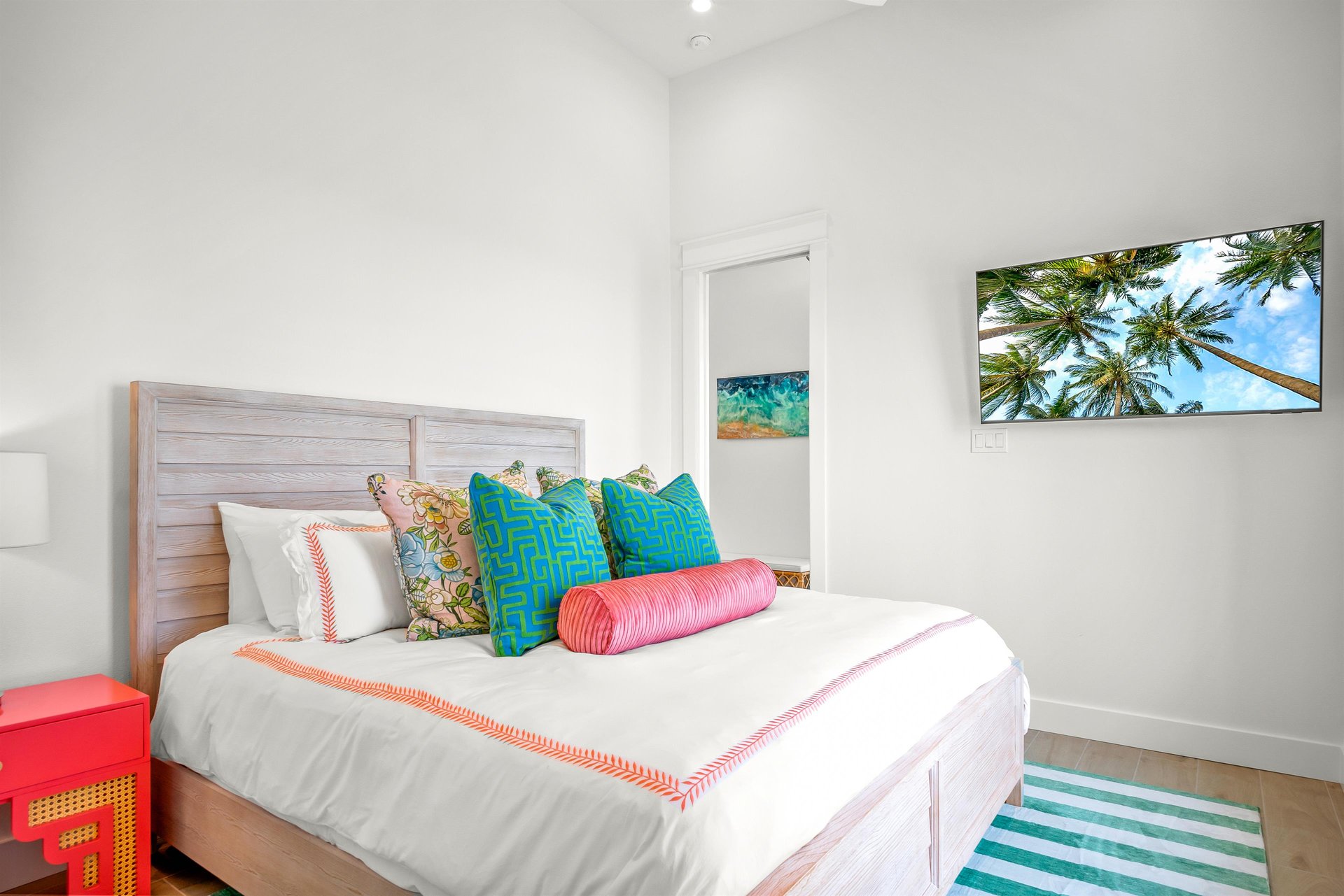 3rd Floor, Second King Bedroom